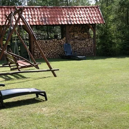 Сasa de vacaciones Sleeps 10 *